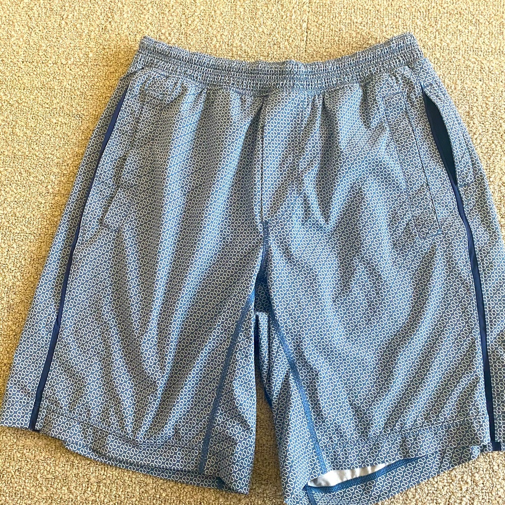 Lululemon 9 inch Liner Pace Breaker Shorts Medium